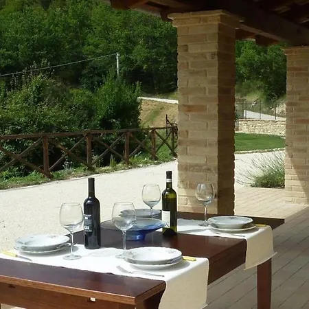 Villa Montelparo בית נופש